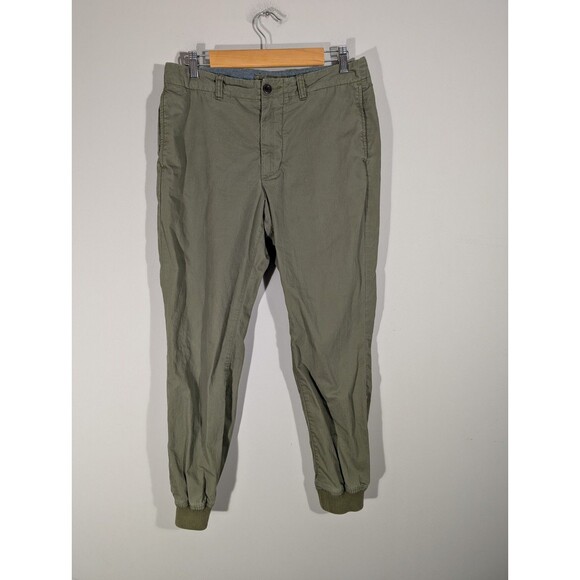 J. Crew Mens Green Tapered Regular Chino Joggers Pants Sz 31 Preppy Academia - Picture 1 of 10